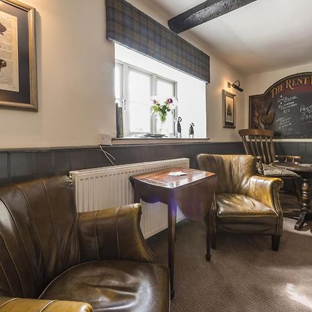 Отель The Hopton Crown Cleobury Mortimer Экстерьер фото