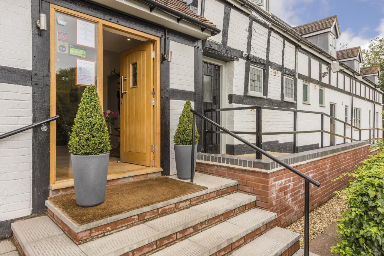 Отель The Hopton Crown Cleobury Mortimer Экстерьер фото