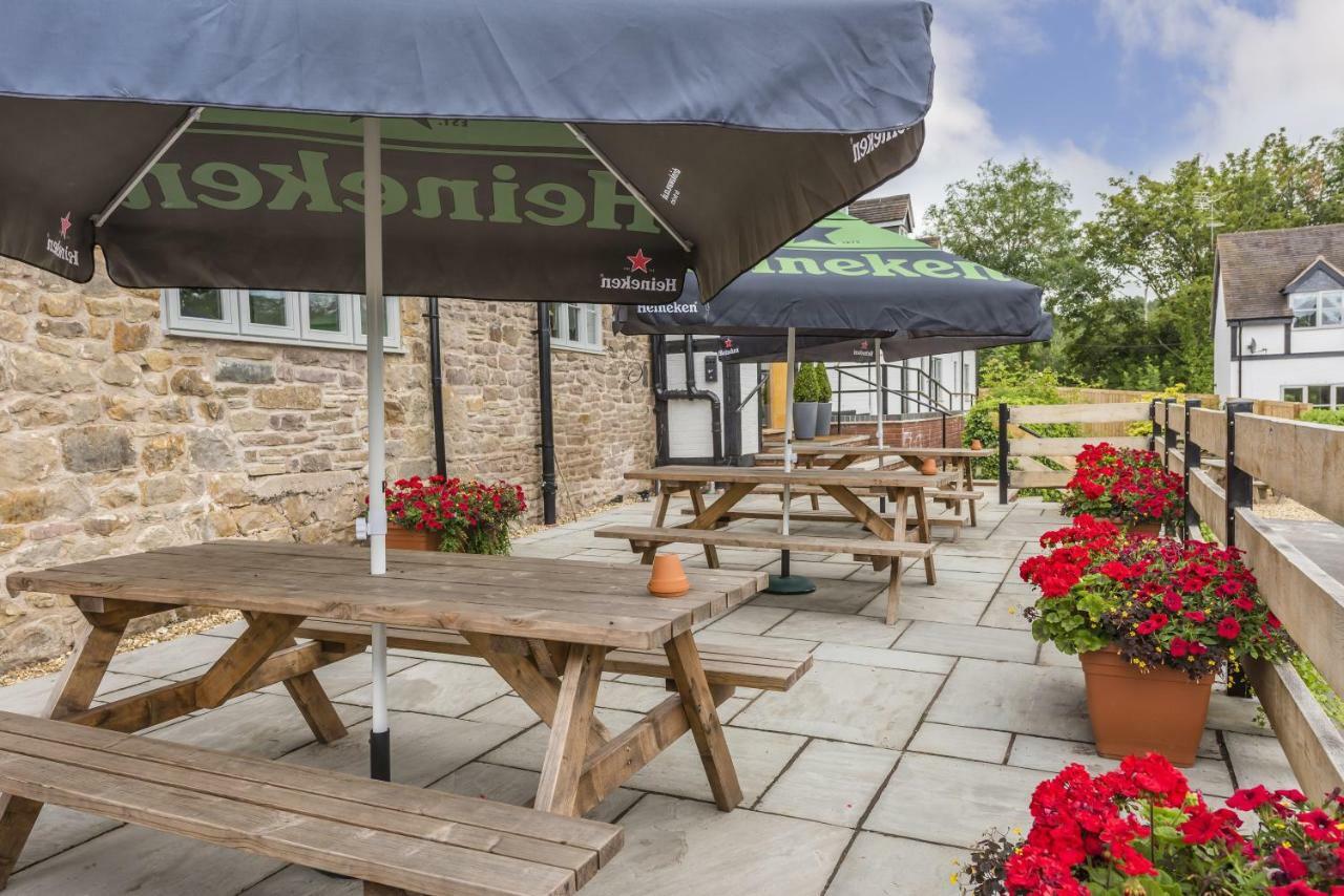 Отель The Hopton Crown Cleobury Mortimer Экстерьер фото